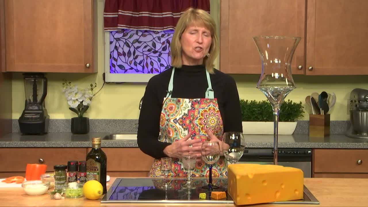 Thumbnail image for Get Healthy with Holly  Ep 40 One small change can make a big difference.