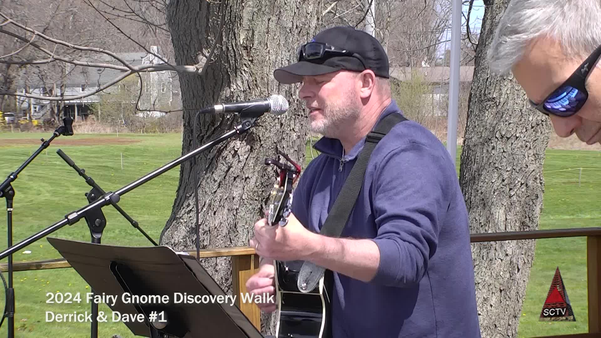 Thumbnail image for Fairy Gnome Discovery Walk Musical Performance Derrick & Dave 1