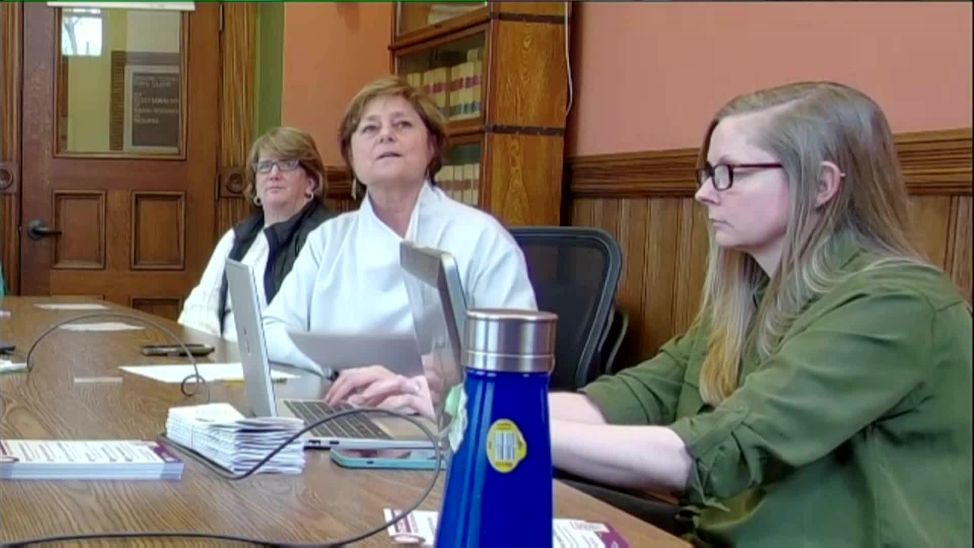 Trust in Democracy - Combatting Mis-, Dis- & Mal-Information  4-11-25